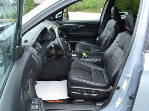 Used 2023 Honda Passport TrailSport image 13