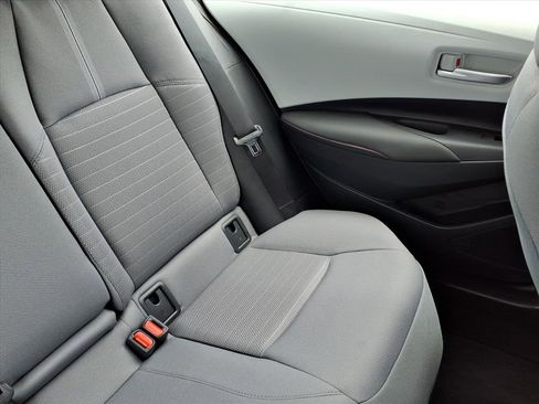 Used 2025 Toyota Corolla SE FWD image 24