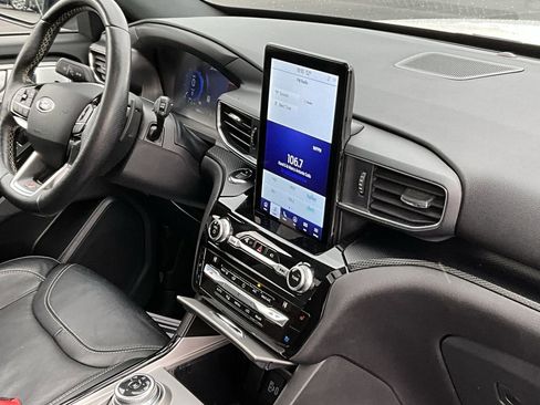 Used 2021 Ford Explorer ST w/ ST Street Pack image 14