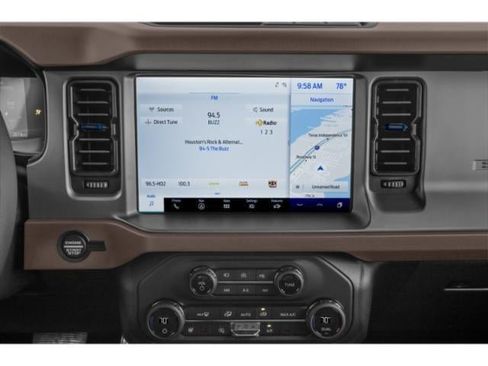 Used 2022 Ford Bronco Outer Banks w/ Sasquatch Package AWD/4WD image 10
