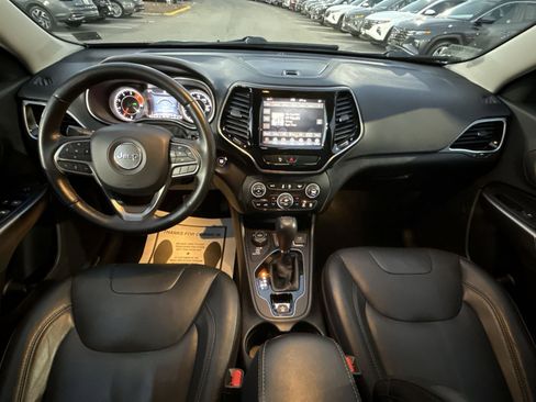 Used 2020 Jeep Cherokee Limited image 22