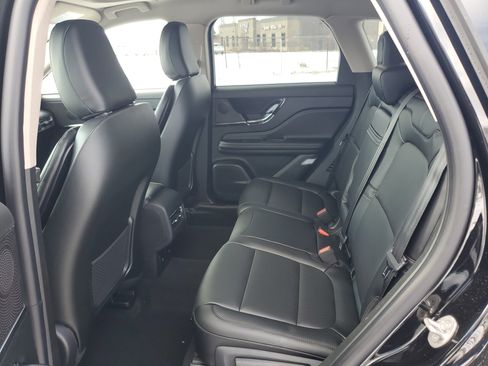 New 2026 Lincoln Corsair Premiere image 25