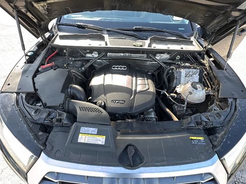 Used 2018 Audi Q5 2.0T Premium Plus AWD/4WD image 28
