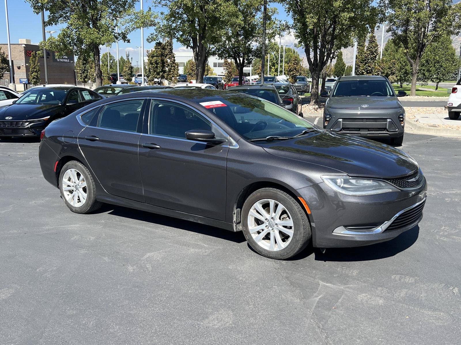 Used 2015 Chrysler 200 Limited w/ Convenience Group FWD image 13