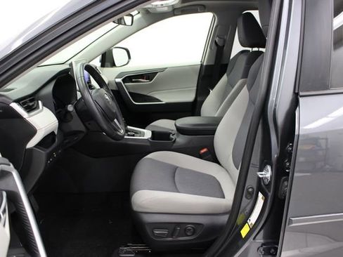 Used 2023 Toyota RAV4 XLE w/ Convenience Package AWD/4WD image 9