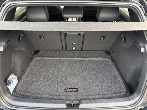 Certified 2023 Volkswagen GTI Autobahn FWD image 12
