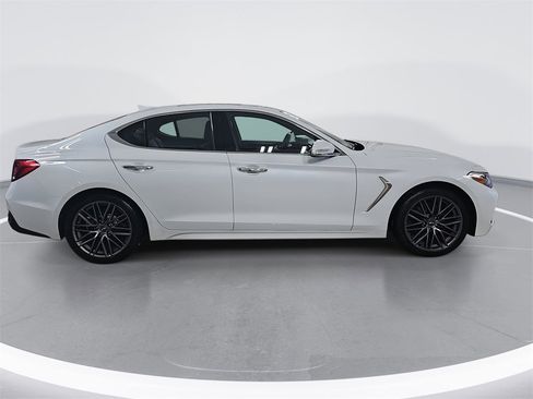 Used 2019 Genesis G70 2.0T Advanced image 2