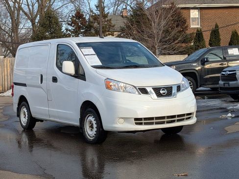 Used 2019 Nissan NV200 SV w/ Navigation Package image 7
