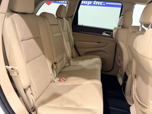 Used 2014 Jeep Grand Cherokee Laredo w/ Quick Order Package 23E AWD/4WD image 29