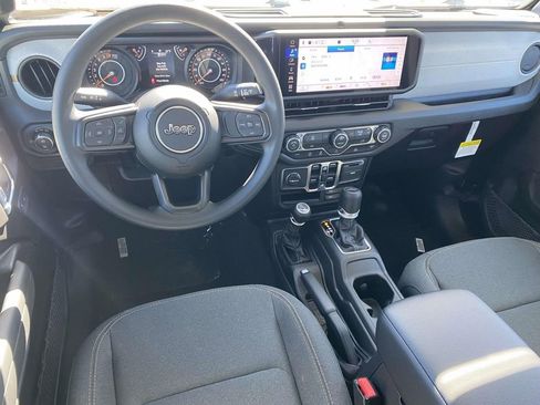 New 2026 Jeep Gladiator Sport image 36