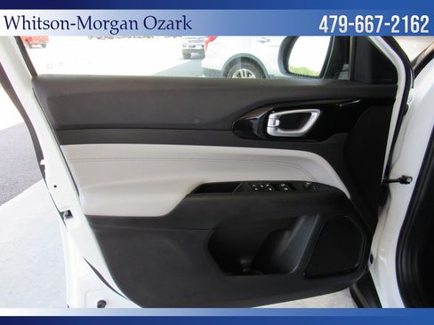 Used 2024 Jeep Compass Limited AWD/4WD image 28