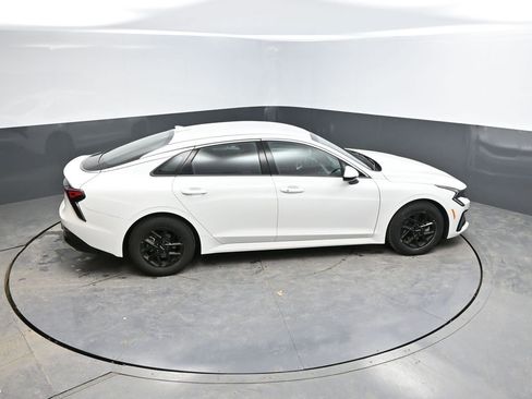 Used 2025 Kia K5 LXS image 29