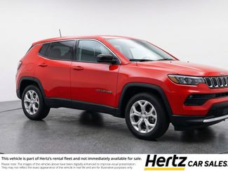 Used 2025 Jeep Compass Latitude video 1