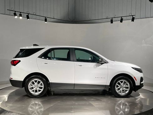 Used 2024 Chevrolet Equinox LS FWD image 10