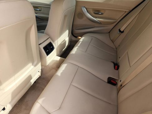 Used 2015 BMW 320i Sedan RWD image 30
