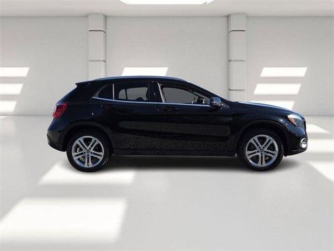 Used 2019 Mercedes-Benz GLA 250 GLA 250 SUV image 6