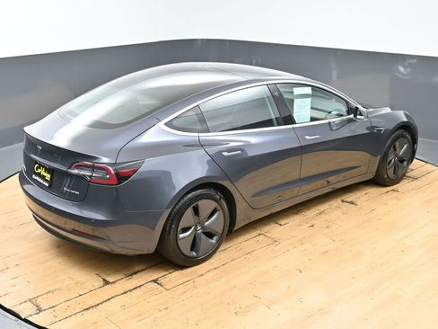 Used 2019 Tesla Model 3 Long Range image 48