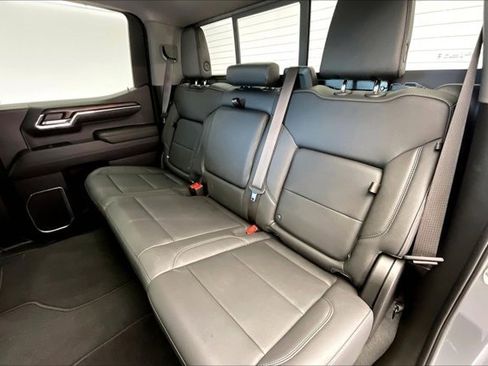 Used 2024 GMC Sierra 1500 SLT w/ SLT Premium Plus Package image 19