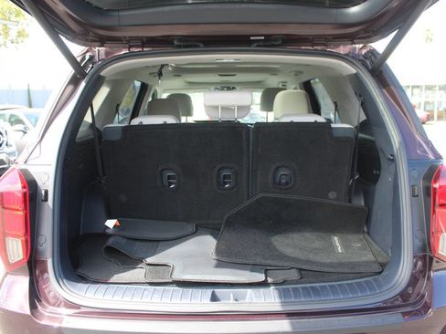 Used 2023 Hyundai Palisade Limited w/ Cargo Package FWD image 10