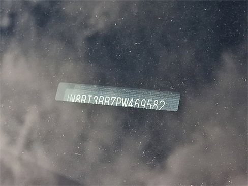 Used 2023 Nissan Rogue SV image 27