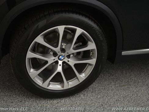Used 2019 BMW X5 xDrive40i AWD/4WD image 48