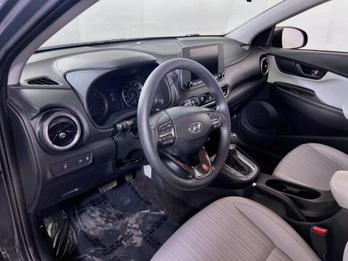 Used 2023 Hyundai Kona SEL w/ Cargo Package AWD/4WD image 9