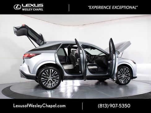 Used 2024 Lexus RX 350 Premium Plus w/ Convenience Package FWD image 18