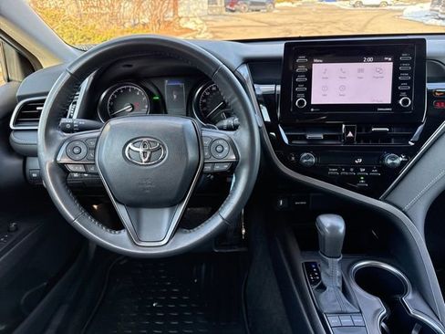 Used 2024 Toyota Camry SE image 24