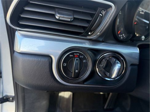 Used 2014 Porsche 911 Carrera 4S image 27