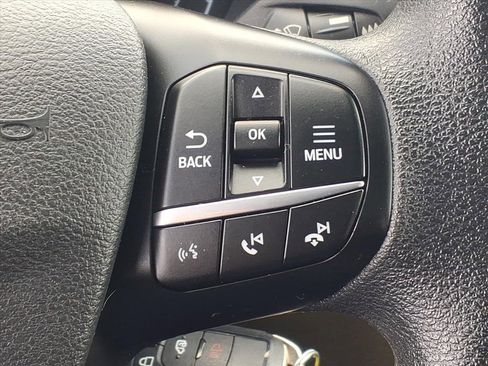 Used 2023 Ford Transit 350 XLT image 9