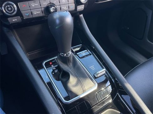 Used 2024 Jeep Compass Limited w/ Sun and Sound Group image 17