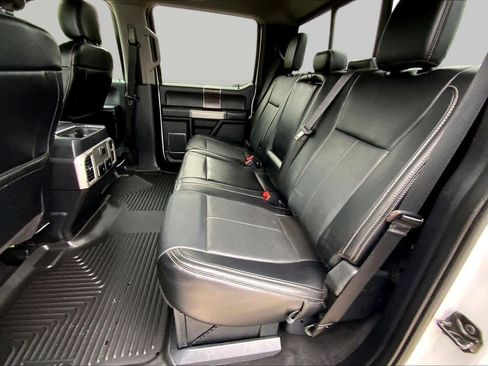 Used 2020 Ford F250 Lariat w/ Lariat Value Package AWD/4WD image 37
