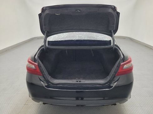 Used 2018 Nissan Altima 2.5 SR w/ SR Midnight Edition FWD image 29