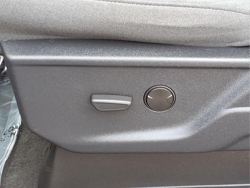 Used 2023 Ford F150 XLT AWD/4WD image 16