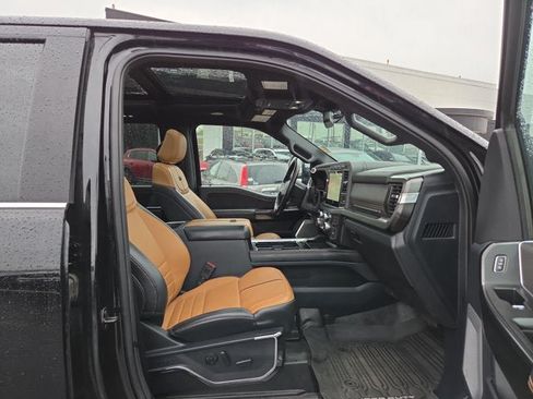 Used 2023 Ford F350 Platinum AWD/4WD image 17