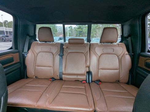 Used 2022 RAM 1500 Limited image 10