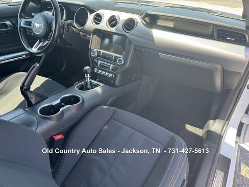 Used 2022 Ford Mustang GT w/ Equipment Group 301A RWD image 26