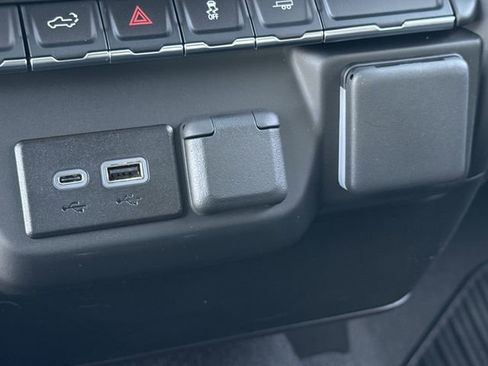 New 2026 Chevrolet Silverado 1500 Custom image 18