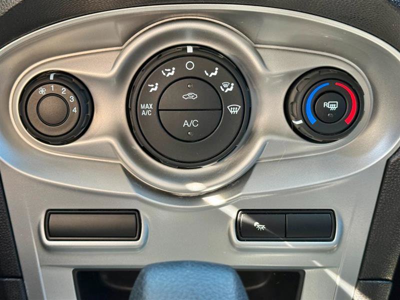 Used 2018 Ford Fiesta SE FWD image 15