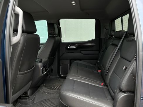 Used 2022 Chevrolet Silverado 1500 LTZ AWD/4WD image 11