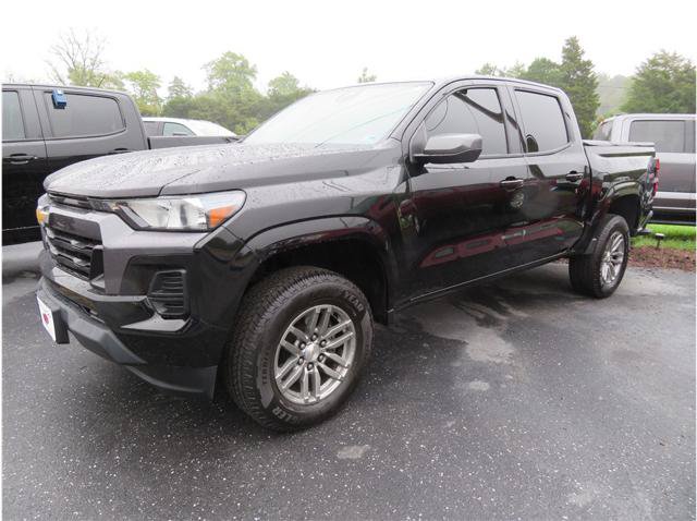 Used 2023 Chevrolet Colorado LT w/ Advanced Trailering Package AWD/4WD image 1
