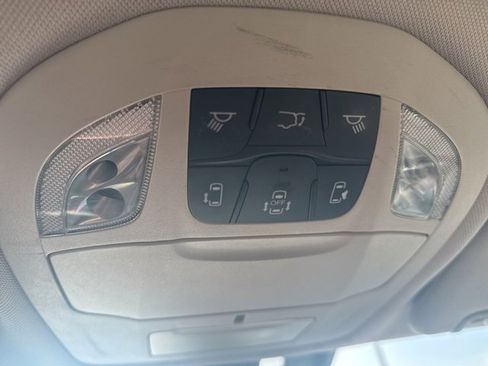 Used 2018 Chrysler Pacifica Touring Plus w/ Tire & Wheel Group image 22