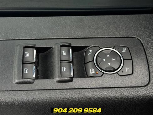 Used 2018 Ford F150 Lariat w/ Equipment Group 502A Luxury AWD/4WD image 12