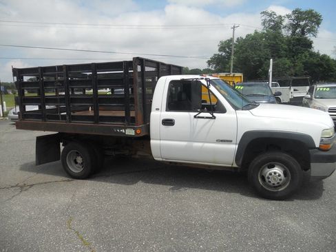 Used 2002 Chevrolet Silverado 3500 2WD Regular Cab image 10