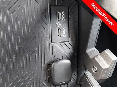 Used 2024 Toyota Tacoma TRD Off-Road image 16