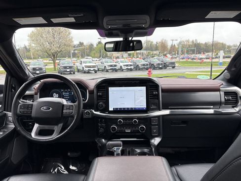 Used 2022 Ford F150 Lariat w/ Equipment Group 502A High AWD/4WD image 9