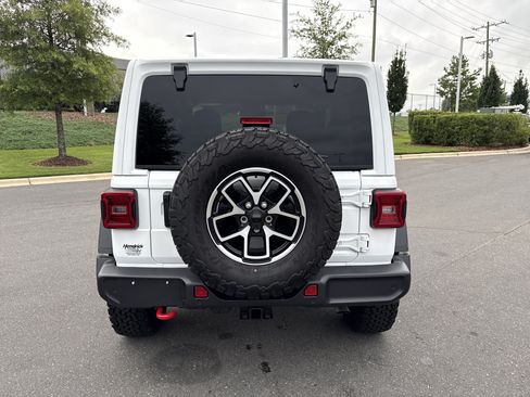 Used 2026 Jeep Wrangler Rubicon w/ Safety Group AWD/4WD image 8
