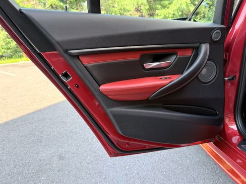 Used 2016 BMW M3 RWD image 16