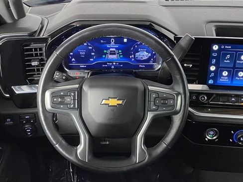 Used 2022 Chevrolet Silverado 1500 LT AWD/4WD image 17