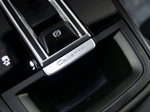 Certified 2023 Porsche Cayenne GTS AWD/4WD image 28